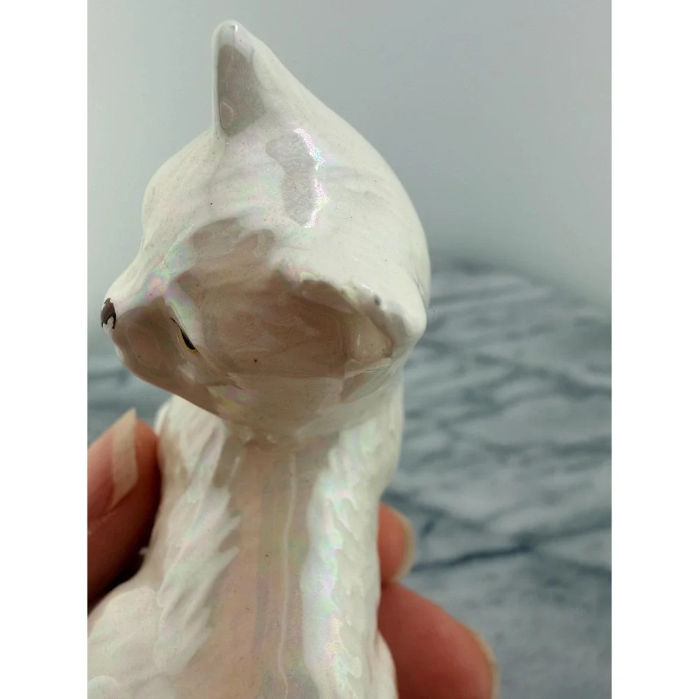 Vintage Iridescent White Lusterware Cat Figurine MCM Pearlescent Ceramic Kitty